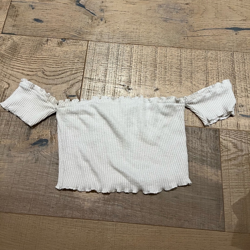 M Boutique Off Shoulder Crop Top - White, XS